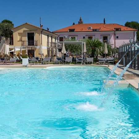 Residence Villa Il Casale - Appartamenti Wellness E Piscina Riscaldata Tovo San Giacomo 外观 照片