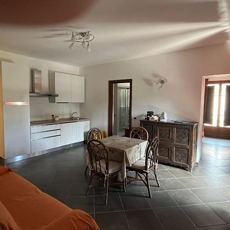 Residence Villa Il Casale - Appartamenti Wellness E Piscina Riscaldata Tovo San Giacomo 外观 照片