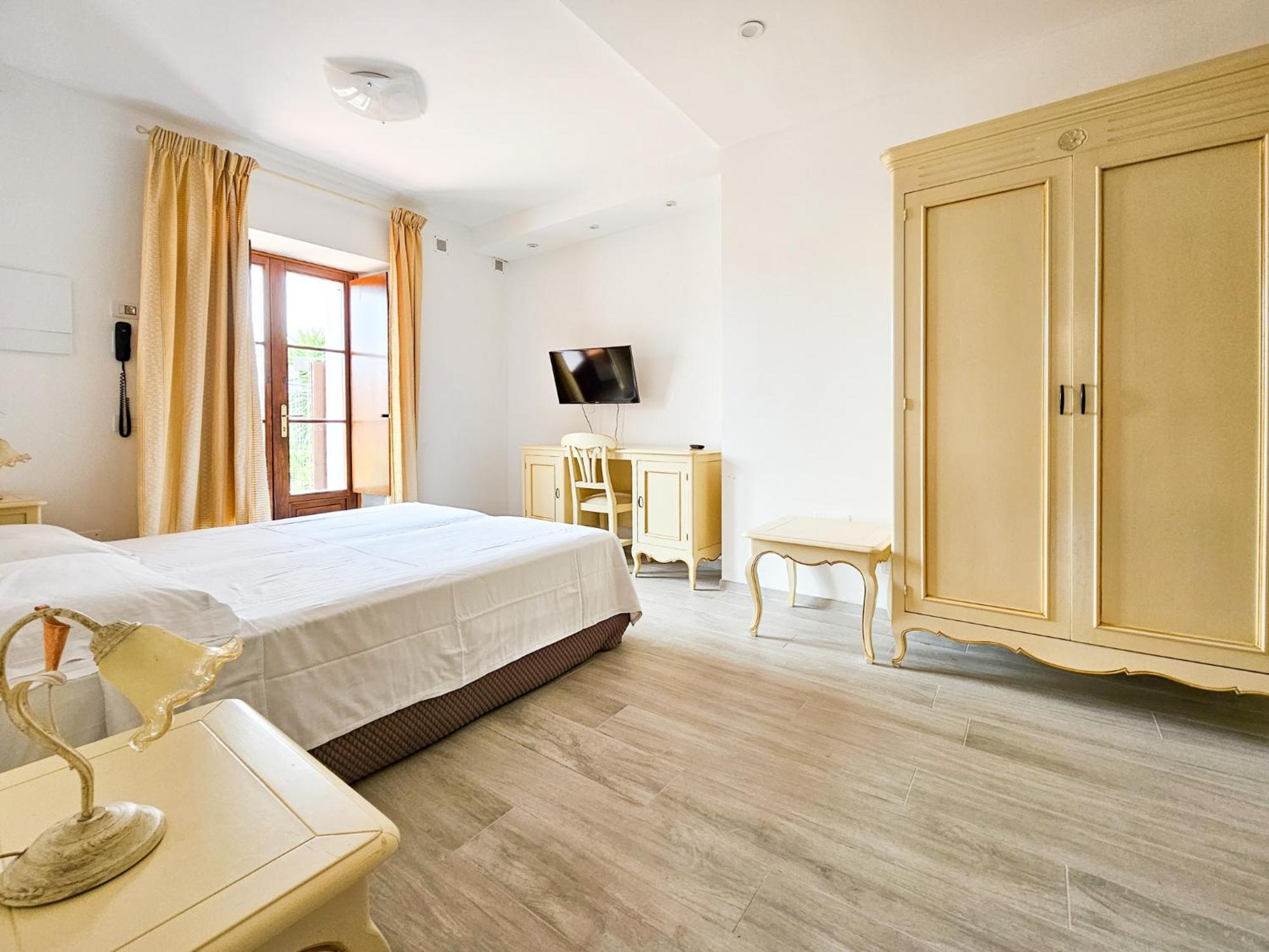 Residence Villa Il Casale - Appartamenti Wellness E Piscina Riscaldata Tovo San Giacomo 外观 照片
