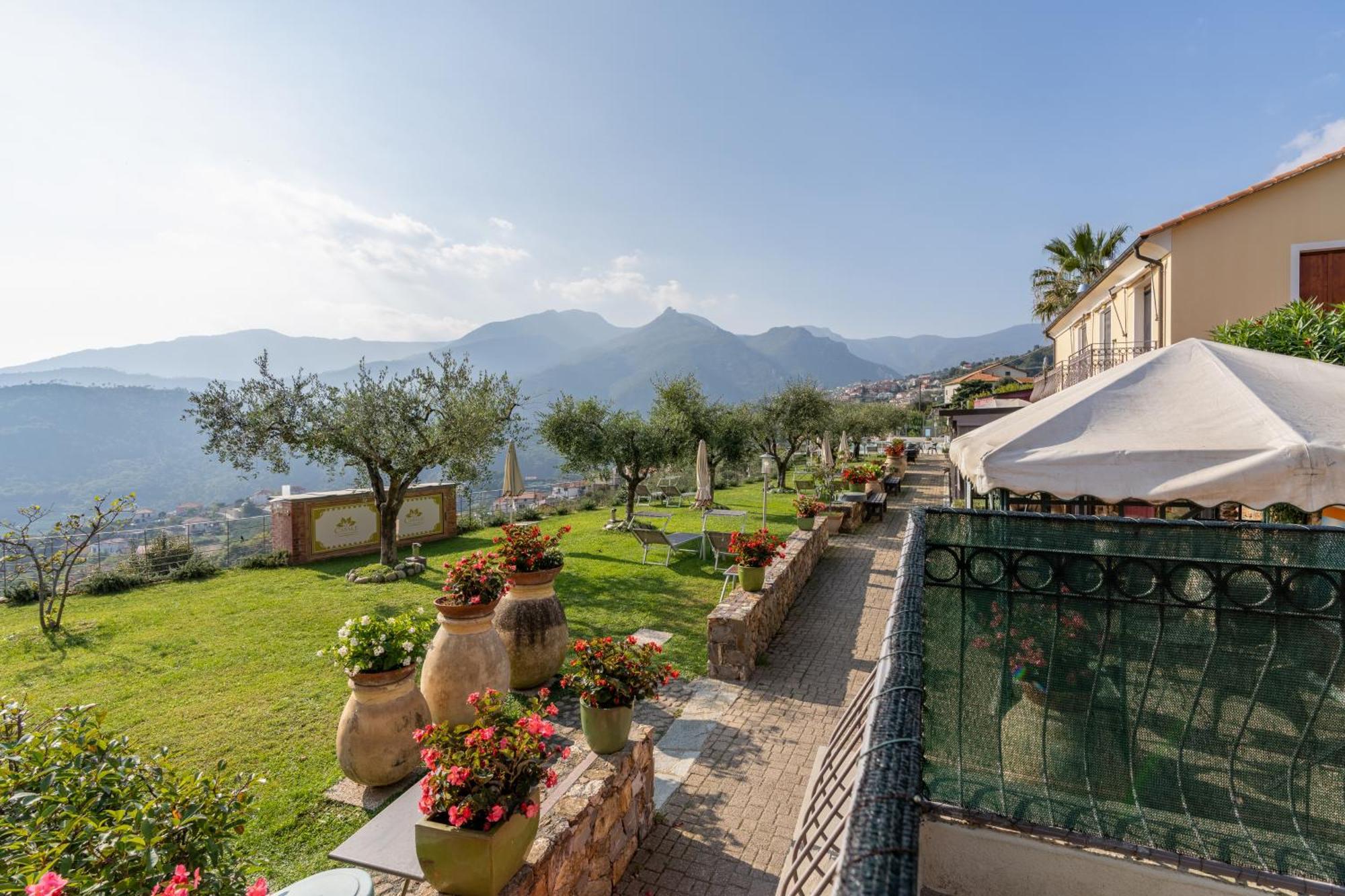 Residence Villa Il Casale - Appartamenti Wellness E Piscina Riscaldata Tovo San Giacomo 外观 照片