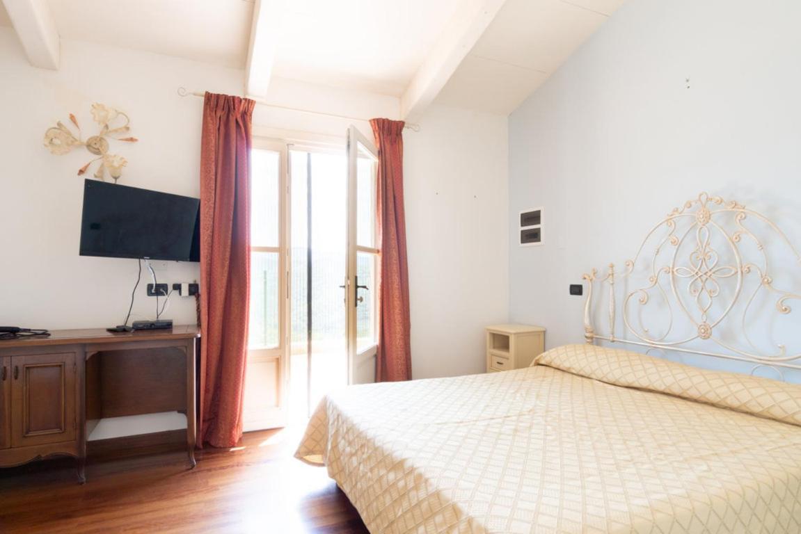 Residence Villa Il Casale - Appartamenti Wellness E Piscina Riscaldata Tovo San Giacomo 外观 照片