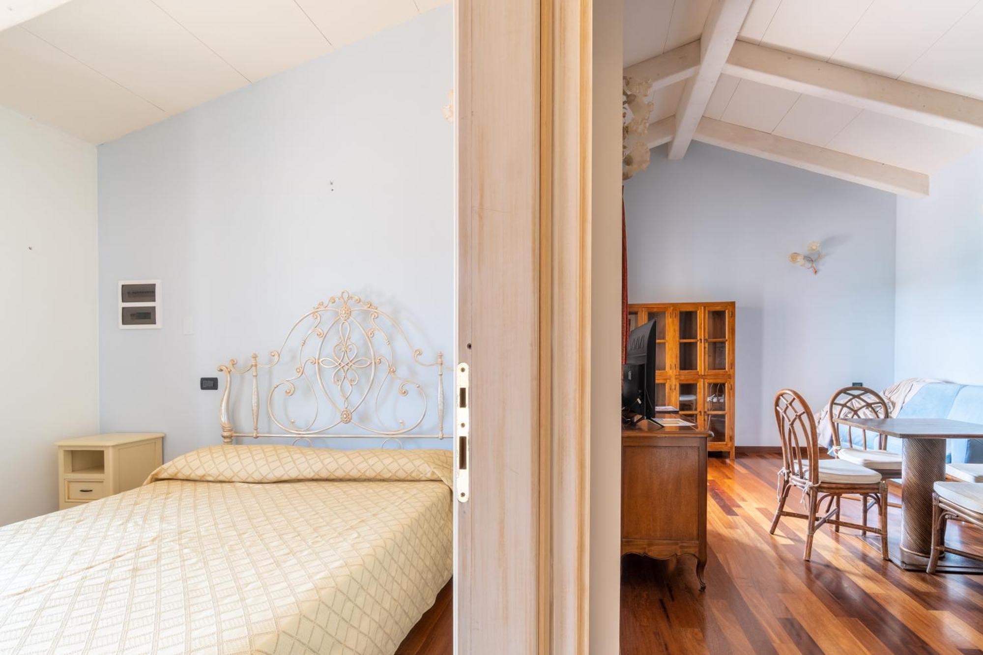 Residence Villa Il Casale - Appartamenti Wellness E Piscina Riscaldata Tovo San Giacomo 外观 照片